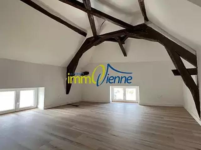 Appartement location à Montmorillon, Lussac-les-châteaux
