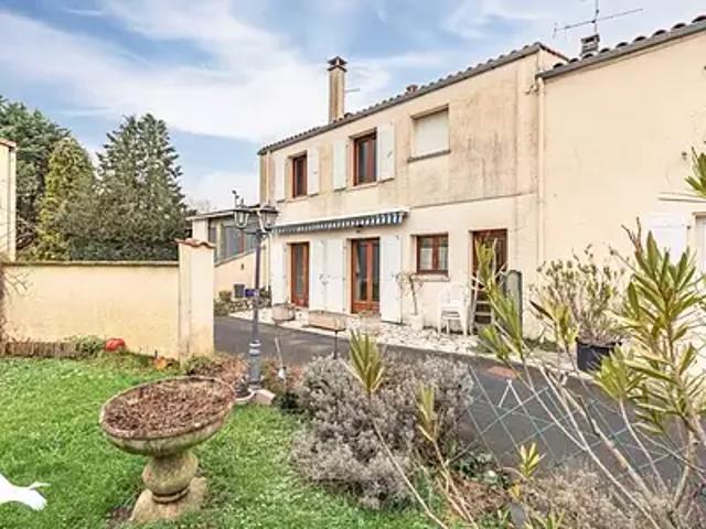 Maison vente à Rochefort, Lussant