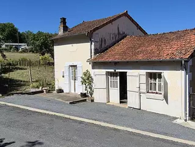 Maison vente à Lussas-et-Nontronneau, Dordogne