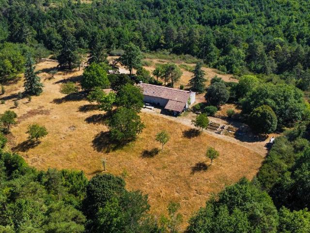 Maison vente à Nontron, Lussas-et-nontronneau