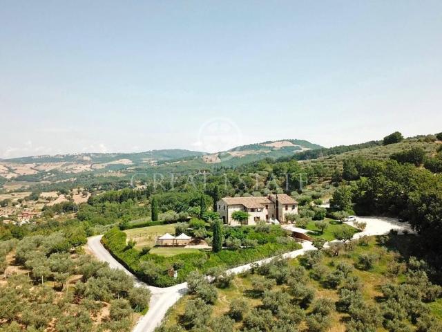 Rustico in vendita a Assisi, Umbria