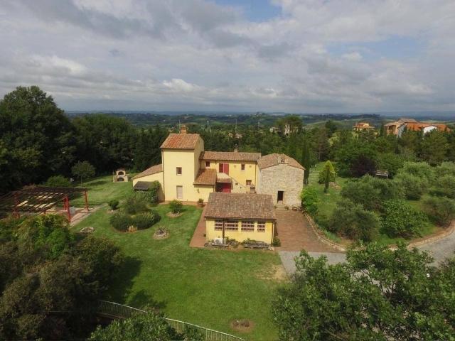 Rustico in vendita a Casciana Terme Lari, Lari