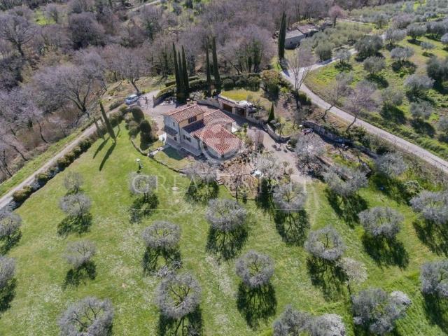 Rustico in vendita a Castiglione D'orcia, Toscana
