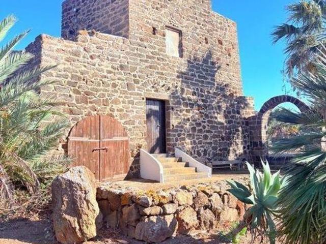 Rustico in vendita a Pantelleria Aeroporto, Sicilia