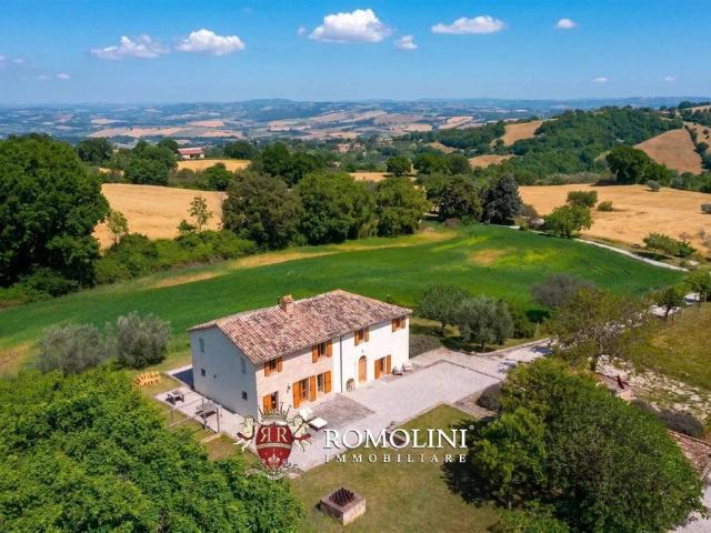 Rustico in vendita a Marche, Macerata