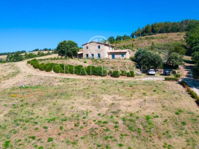 Rustico in vendita a San Leo Bastia, Umbria