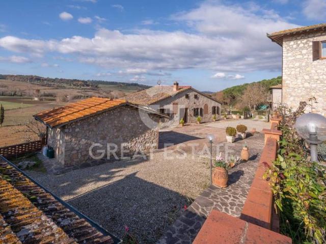 Rustico in vendita a Colle Di Val D'elsa, Toscana