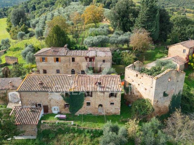 Rustico in vendita a Campiglia dei Foci, Colle Di Val D'elsa