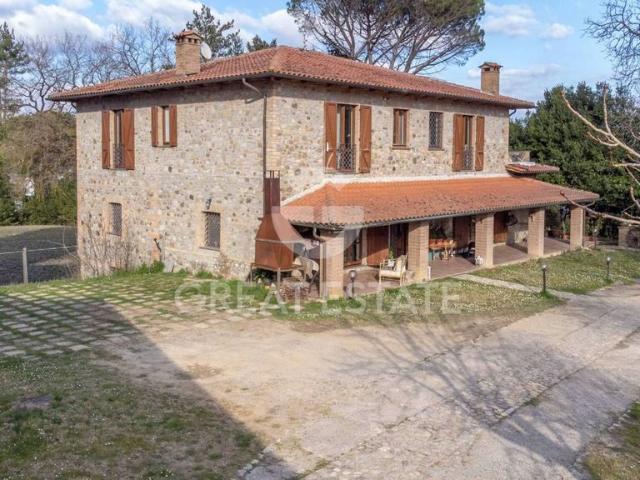 Rustico in vendita a Fabro, Umbria