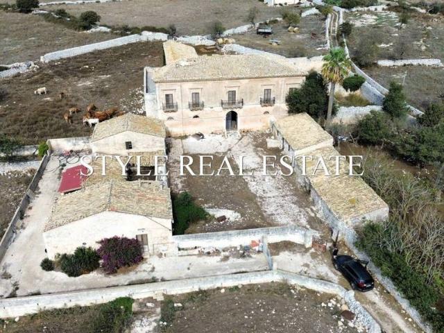 Rustico in vendita a Ragusa, Sicilia