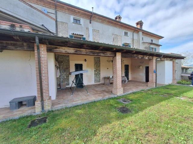 Rustico in vendita a Gazzola, Reggio Emilia