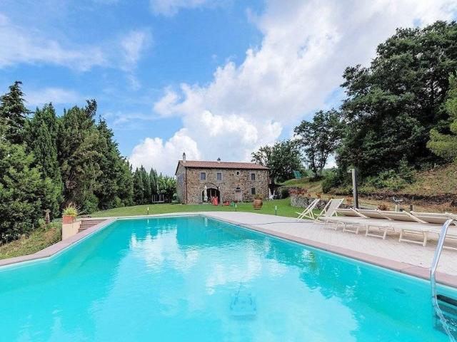 Rustico in vendita a Lajatico, Toscana