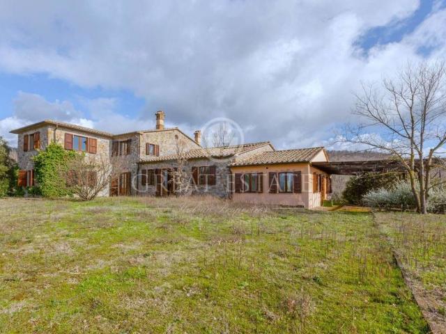 Rustico in vendita a Orvieto, Umbria