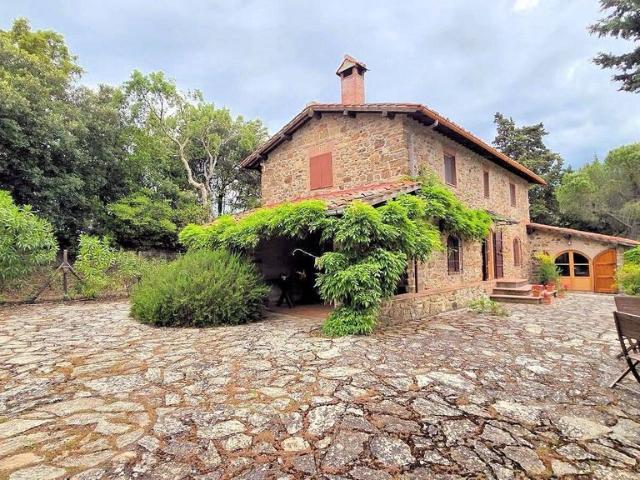 Rustico in vendita a Suvereto, Toscana