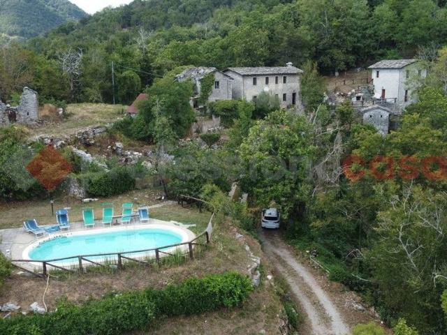 Rustico in vendita a Unione Comuni Garfagnana, Vallico Di Sopra