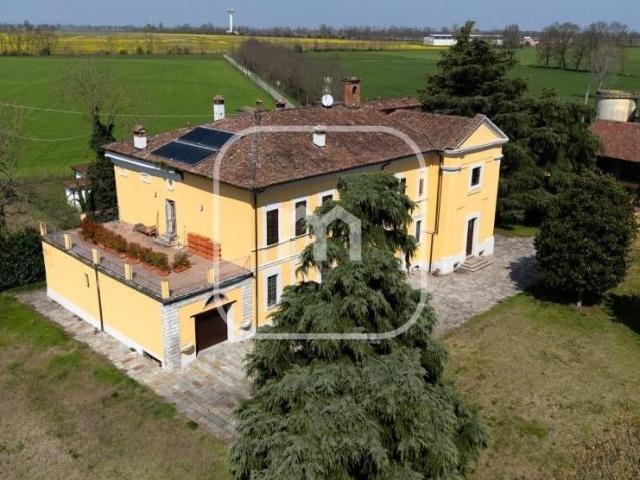 Rustico in vendita a Borghetto Lodigiano, Lombardia