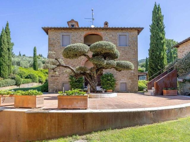 Rustico in vendita a Madonna di Mezzastrada, Palazzo Del Pero