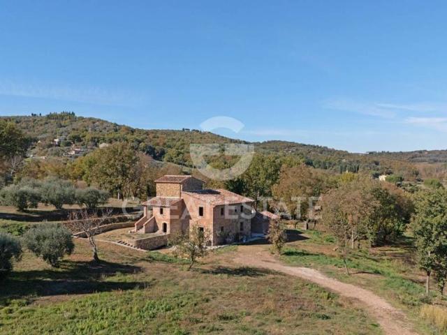 Rustico in vendita a Santa Maria, Lucignano