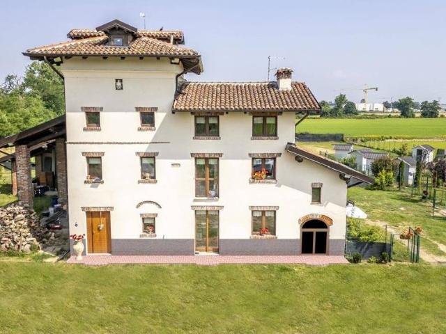 Rustico in vendita a Milano, Lombardia