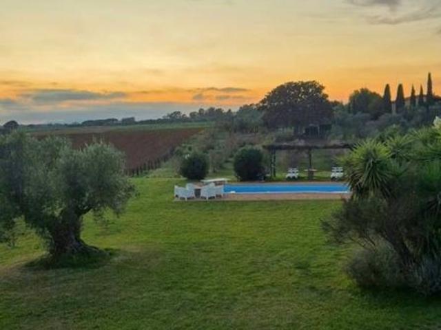 Rustico in vendita a Unione di Comuni Montani Colline del Fiora, Montalto Di Castro
