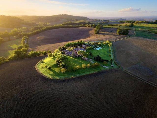 Rustico in vendita a Monteroni D'arbia, Toscana