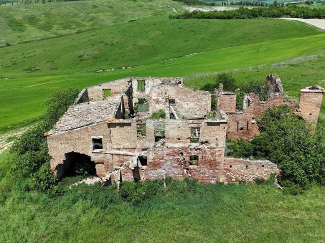 Rustico in vendita a Monteroni D'arbia, Toscana