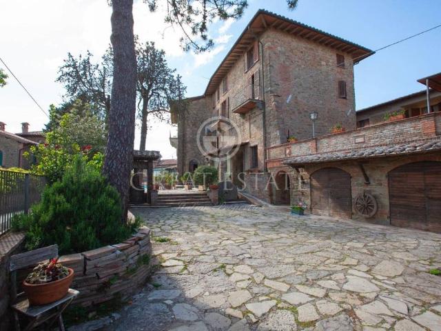 Rustico in vendita a Passignano Sul Trasimeno, Umbria