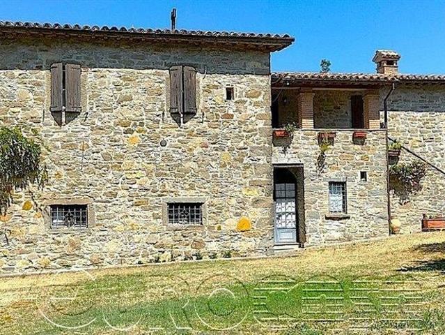 Rustico in vendita a Umbertide, Umbria