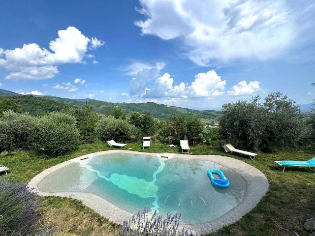 Rustico in vendita a Pistoia, Toscana
