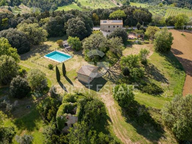 Rustico in vendita a Leccio, Larderello