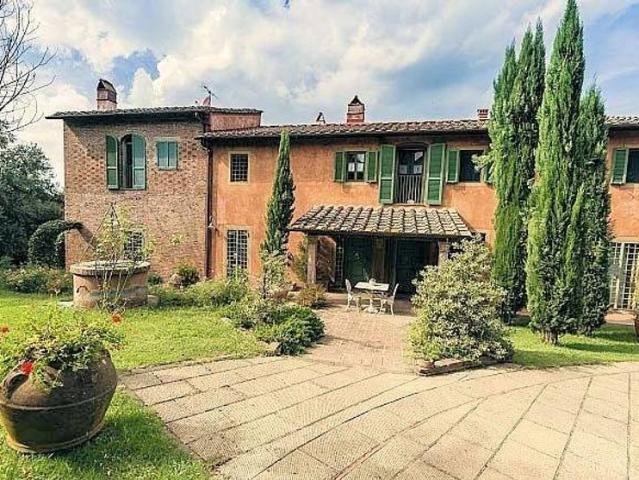 Rustico in vendita a Pontedera, Toscana