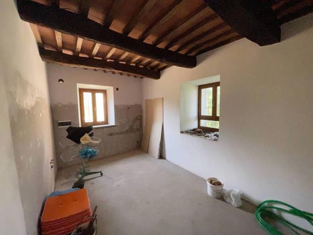 Rustico in vendita a Quarrata, Pistoia