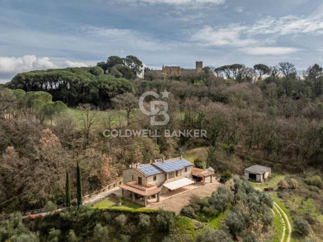 Rustico in vendita a Gubbio, Umbria