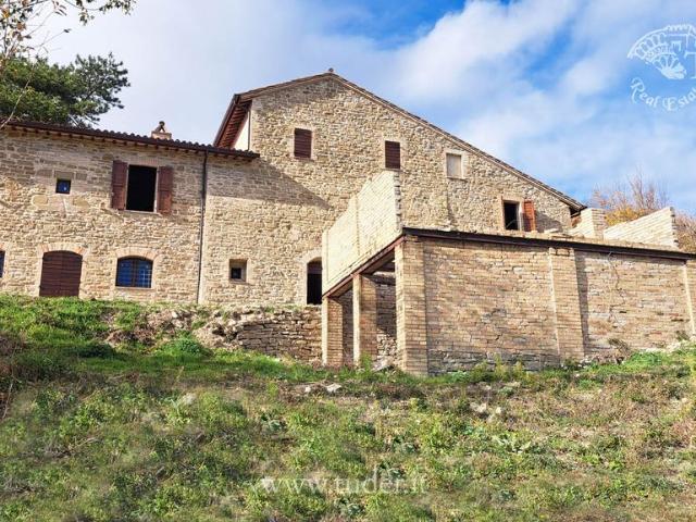 Rustico in vendita a Assisi, Umbria