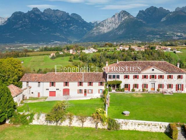 Rustico in vendita a Sedico, Veneto
