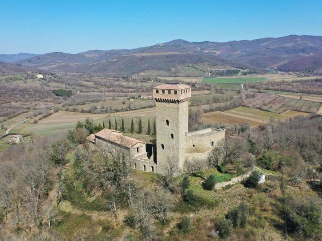 Rustico in vendita a Passignano sul Trasimeno, Perugia