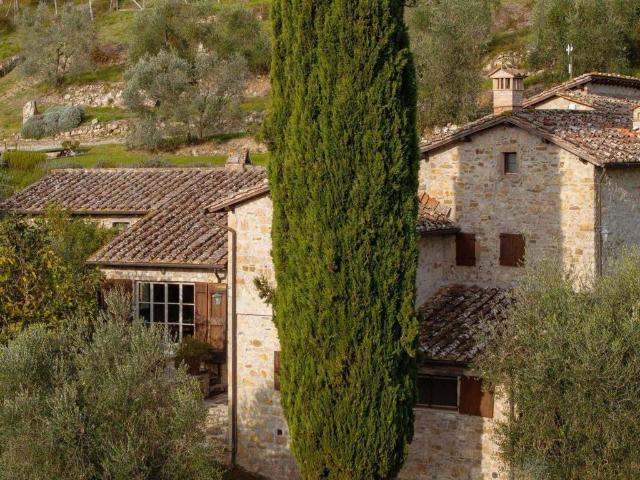 Rustico in vendita a Radda in Chianti, Siena