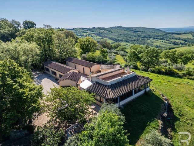 Rustico in vendita a Unione di Comuni Montani Colline del Fiora, Manciano