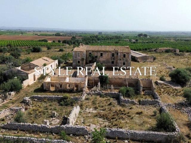 Rustico in vendita a Siracusa, Sicilia