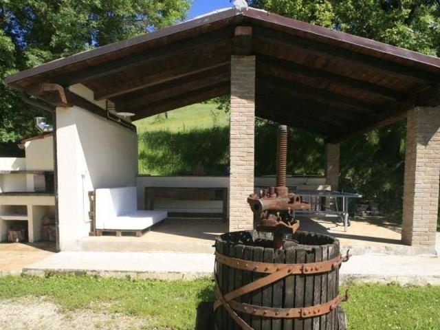 Rustico in vendita a Cagli, Pesaro e Urbino