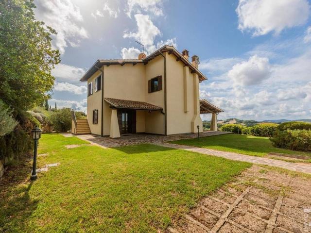 Rustico in vendita a Unione di Comuni Montani Colline del Fiora, Manciano