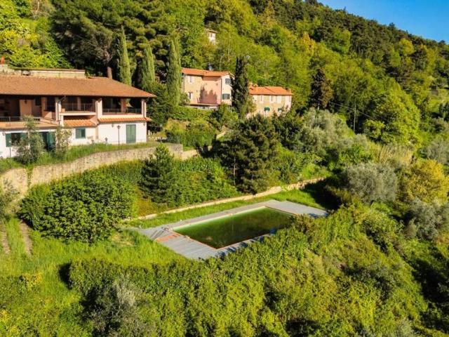 Rustico in vendita a Unione di Comuni Valdarno e Valdisieve, Reggello