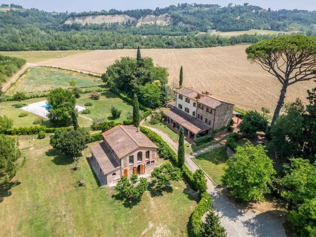 Rustico in vendita a Terricciola, Toscana