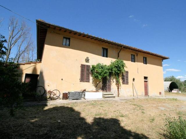 Rustico in vendita a Quarrata, Toscana