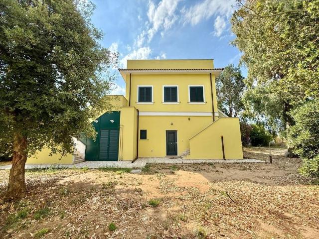 Rustico in vendita a Anzio Due, Roma Capitale