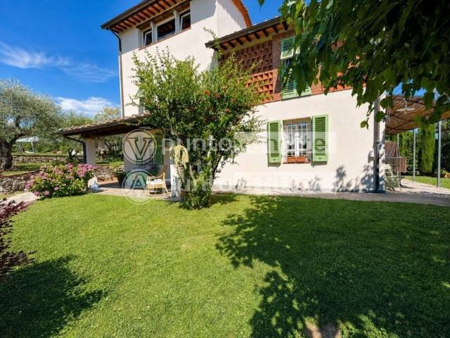 Rustico in vendita a San Quirico di Moriano, Bagni Di Lucca Ponte