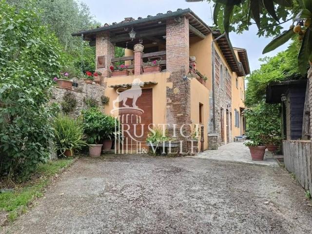 Rustico in vendita a San Lorenzo a Vaccoli, Bagni Di Lucca Ponte