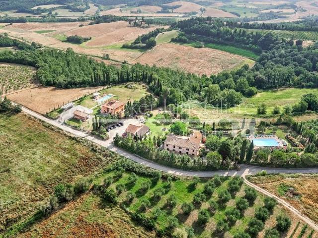 Rustico in vendita a Peccioli, Toscana
