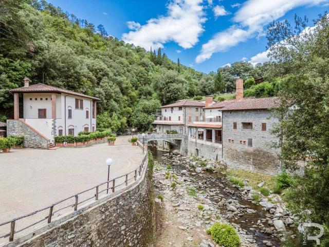Rustico in vendita a Loro Ciuffenna, Toscana