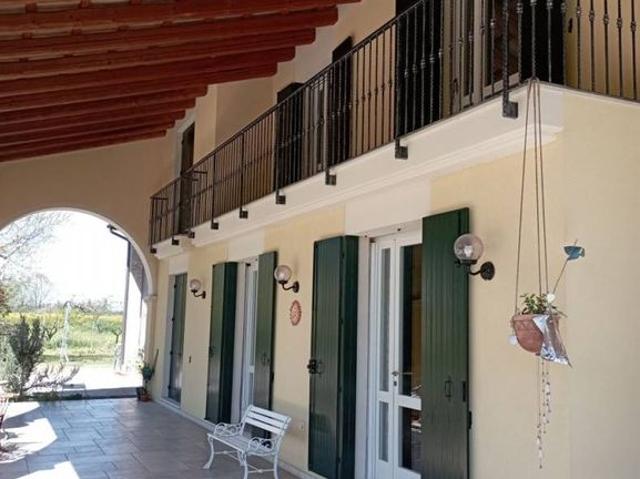 Rustico in vendita a Mestrino, Veneto